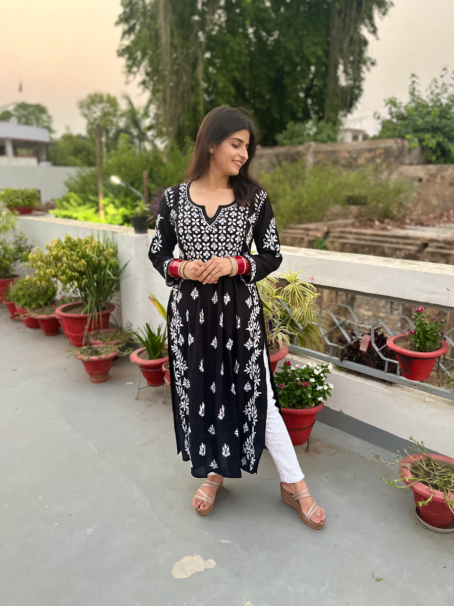 White Cotton Stretchable Chikankari Pants