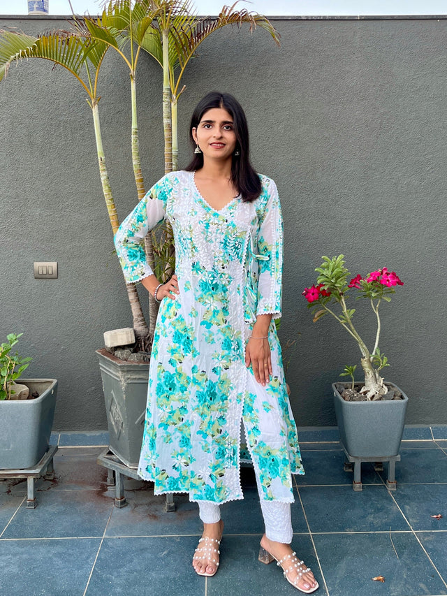 Women’s Mulmul Chikankari Angarkha Long Kurti – Hand-Embroidered Lucknowi Work