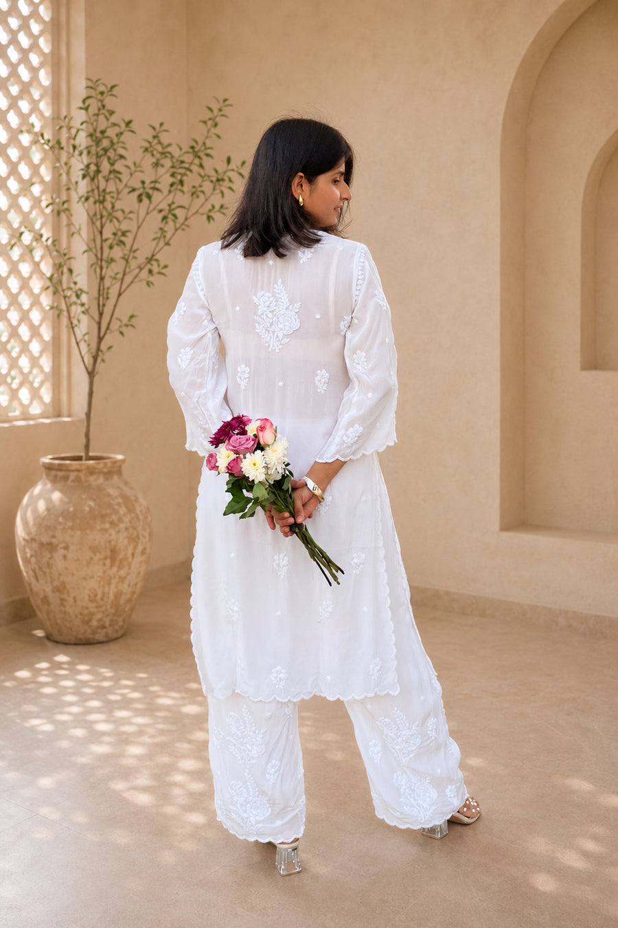 White Crepe Chikankari Kurta Palazzo Dupatta Set | Lucknowi – photo 3